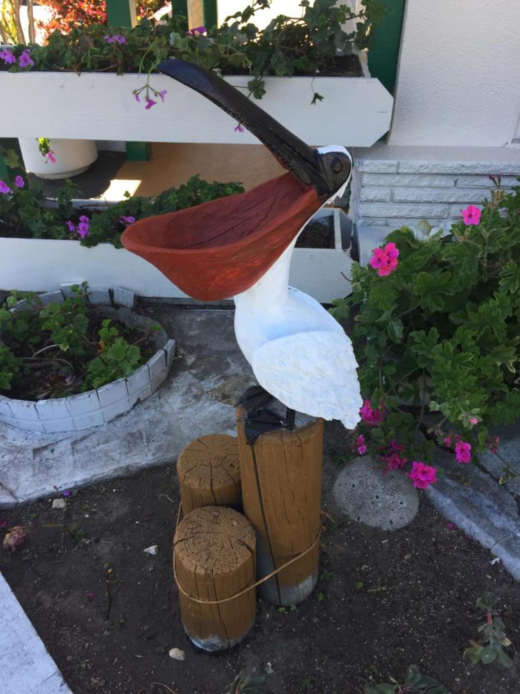 Monterey Pines Inn